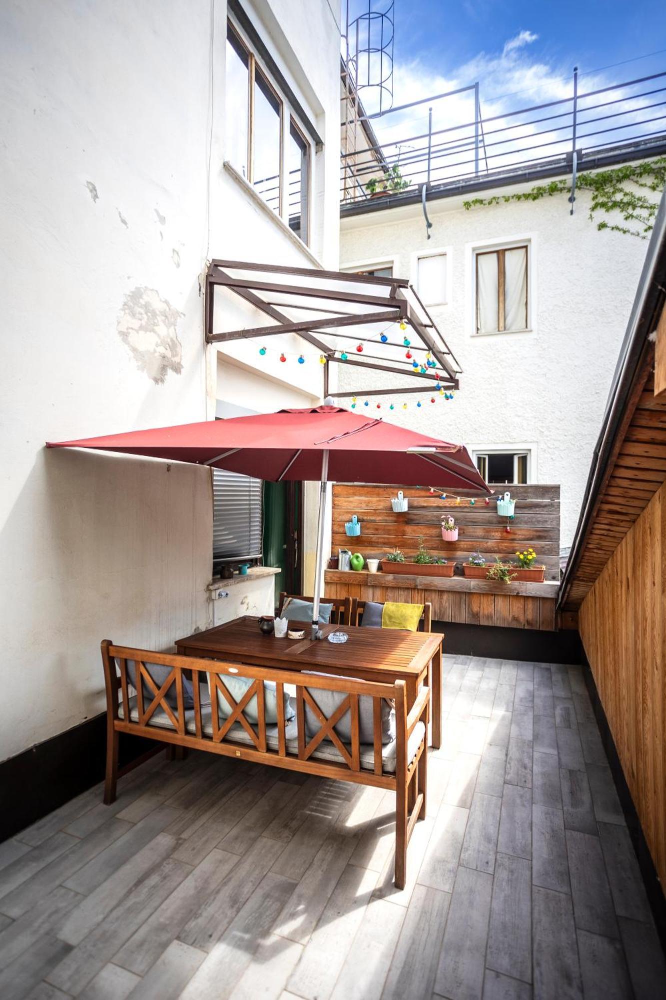 Cozy Apartment In Heart Of Maribor / Big Terrace Екстериор снимка